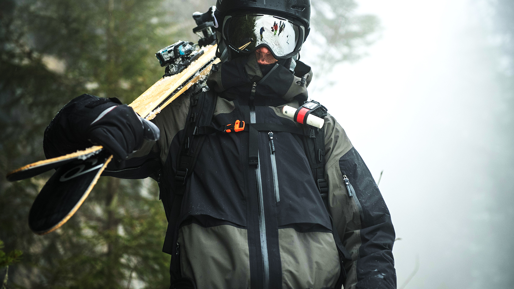 Man wearing Oakley Goggles